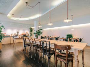 Restaurace v ubytování Hotel Dom - das Hotel mit dem Integrationskonzept