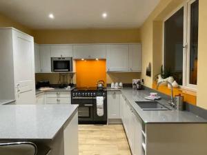 グロソップにあるGlossop Retreat - Pet-Friendly Perfect for 6 Pass the Keysのギャラリーの写真
