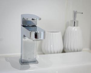 Φωτογραφία από το άλμπουμ του Chic 1 Bedroom Flat στο Μπέντφορντ