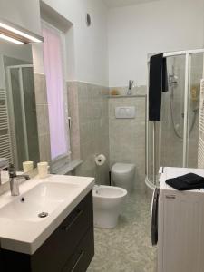 ห้องน้ำของ Comodo appartamento al Molo - Near Acquario