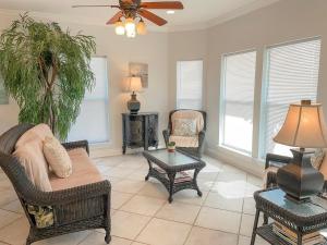 Gallery image of 021 Petite Dauphine in Dauphin Island