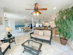 Gallery image of 021 Petite Dauphine in Dauphin Island +18 photos