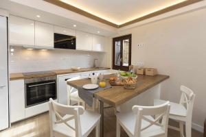 Kuchyň nebo kuchyňský kout v ubytování Casa Ikuspe by BeValle