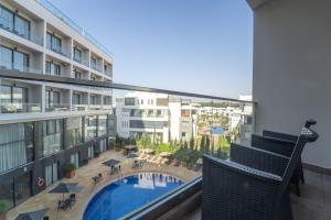 Bazén v ubytování Dominium Hotel nebo v jeho okolí