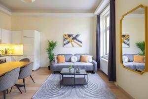 Exclusive & Spacious Central Residence w/ 4BEDRM 2BATHRM 1065 Budapest, 11 Podmaniczky utca kép - 2
