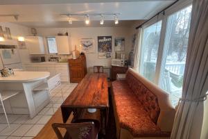 Gallery image of Buzz's Place in Barnumville