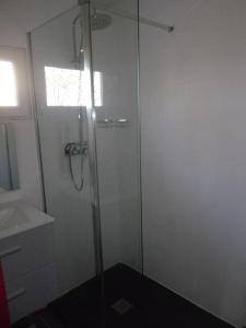 Koupelna v ubytování Chalet entier bioclimatique