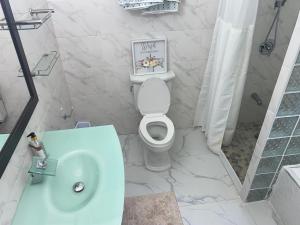 Kúpeľňa v ubytovaní MBS Travel Holistic Guest House