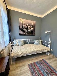 Postel nebo postele na pokoji v ubytování Alter Bahnhof, optional mit Sauna und Whirlpool