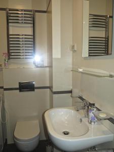 Bilik mandi di Apartment Verdan