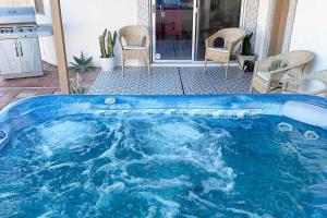 สระว่ายน้ำที่อยู่ใกล้ ๆ หรือใน Electroliquid's Casa Pueblo Joshua Tree