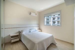 Ліжко або ліжка в номері Aluguel Apartamento 2 quartos - Bombas