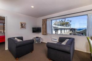 Gallery image of Twin Peaks Lakeside Inn in Taupo