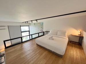 Nana'S at EST Bangsar KL Sentral Gem Loft