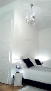 Ένα ή περισσότερα κρεβάτια σε δωμάτιο στο Apartment Pod Gradom