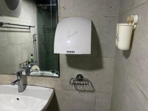 Ένα μπάνιο στο Luxurious B +11 φωτογραφίες