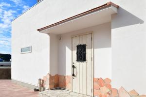 Budova, kde se vila nachází
