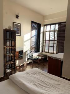 Φωτογραφία από το άλμπουμ του The Sojourn στη Νταραμσάλα +152 φωτογραφίες