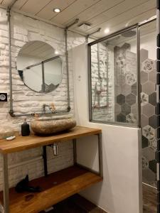 Koupelna v ubytování Brooklyn Apartment - Clim- Carnot/Ramblas 250m