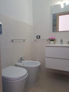 Phòng tắm tại CALALUNA COUNTRY HOUSE - PUNTA PROSCIUTTO +43 ảnh