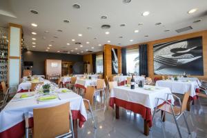 Gallery image of Hotel Rull in Deltebre