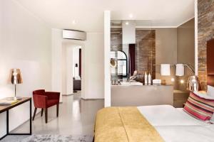 Postel nebo postele na pokoji v ubytování Lux 11 Berlin-Mitte