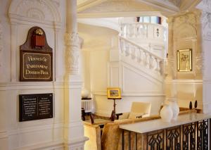 Posezení v ubytování St. Ermin's Hotel, Autograph Collection