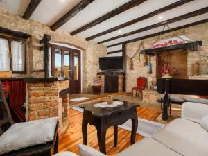 Μια τηλεόραση ή/και κέντρο ψυχαγωγίας στο Casa Cittar