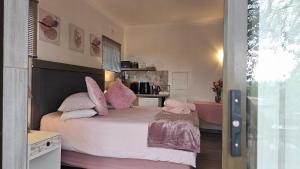 Voodi või voodid majutusasutuse The Haven: Make our Home your Home toas