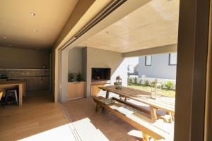 Η κουζίνα ή μικρή κουζίνα στο Stellenbosch Home in Security Estate