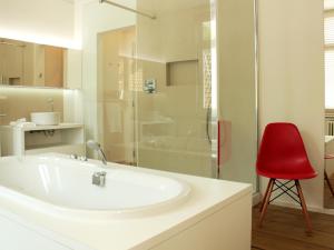 Gallery image of B&B Alphabet - Luxury Guesthouse and Art Gallery in Bruges +31 photos