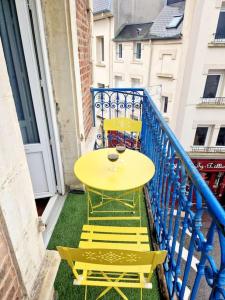 Balkón nebo terasa v ubytování Le Flambart