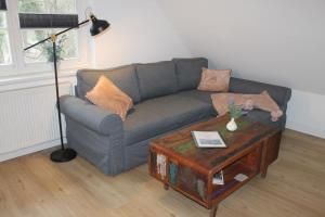 Posezení v ubytování Ferienwohnung Lasse in Wieck