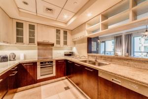 Fotografie z fotogalerie ubytování Bellavista - Ultra Modern - 2BR - Boulevard Central - Burj Khalifa View v Dubaji