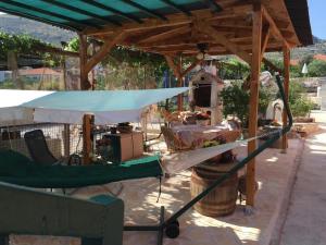 Fotografie z fotogalerie ubytování Holiday Home Listeši v Trogiru