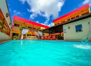 Pousada Villa Marceneiro Beach tesisinde veya buraya yakın yüzme havuzu