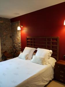 Les Flors - Hotel Rural & Cabanyes客房内的一张或多张床位