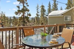 Balkón nebo terasa v ubytování Slope Vista Escape