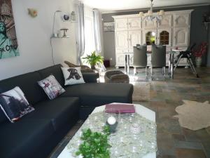 Posezení v ubytování Ferienwohnung "Sweet Home"