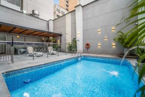 Bazén v ubytování Azor Hotel Cali Versalles nebo v jeho okolí