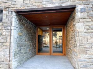 Fasada ili ulaz u objekt Luxe&Modern In Canillo, 1 Min Walk To Slopes l by BonesVacances