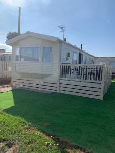 Φωτογραφία από το άλμπουμ του 2 Brightholme Holiday Park 6 berth No pets σε Brean