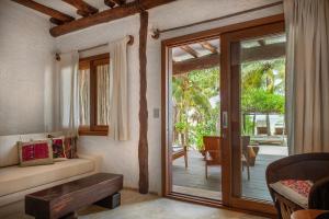 Posezení v ubytování Mawimbi Boutique Hotel