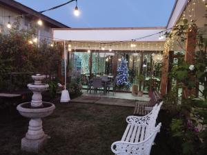 Jardin de l'établissement HOSTAL LA MODERNA