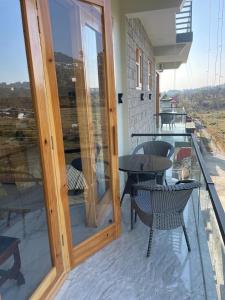 Balcone o terrazza di Shepherds Of Dharamshala