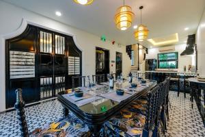 Gallery image of Lotus Villa Hoi An - 4 Bedrooms - river view - private pool in An Bang