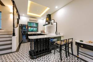 Gallery image of Lotus Villa Hoi An - 4 Bedrooms - river view - private pool in An Bang +32 photos