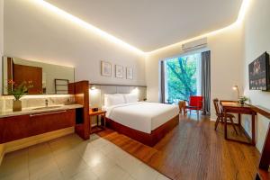 Ένα ή περισσότερα κρεβάτια σε δωμάτιο στο Wuyu Hotel Independent villa- Immersive Chinese Cultural Experience +99 φωτογραφίες