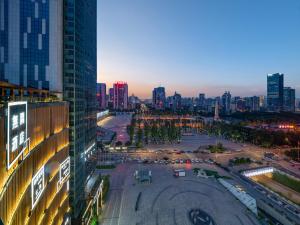 Vue générale sur Chongqing ou vue de la ville depuis l'hôtel