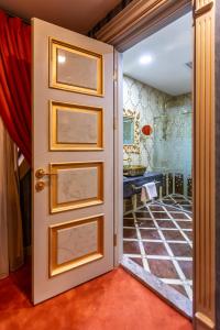 Gallery image of Manor Luxury Hotel Baku in Baku +78 photos